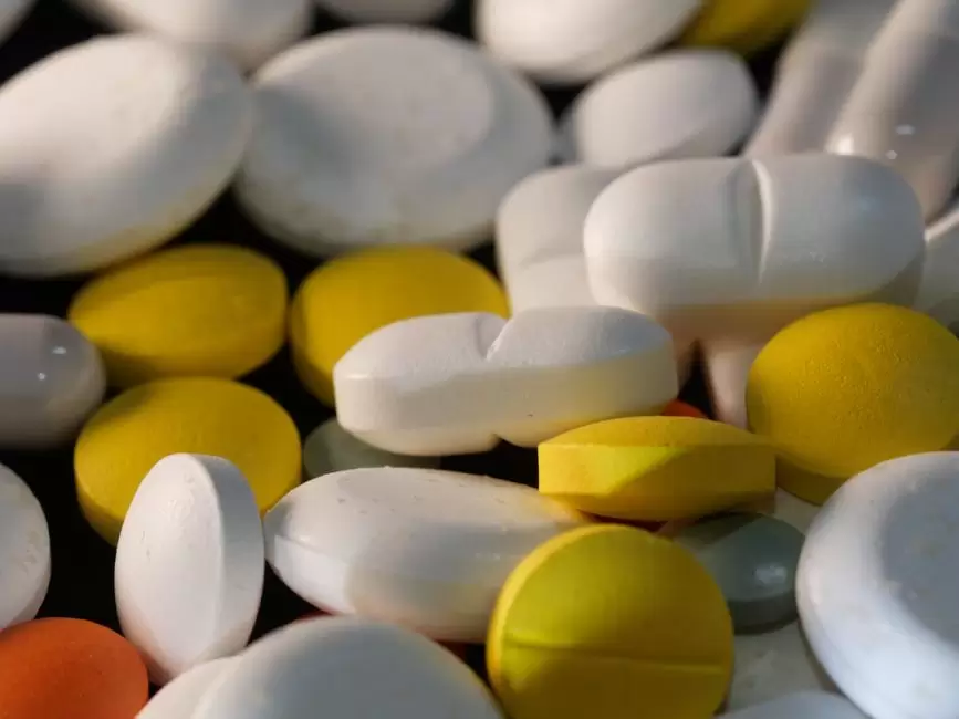 Pharmacist reviewing an oxycodone prescription for a Pennsylvania patient